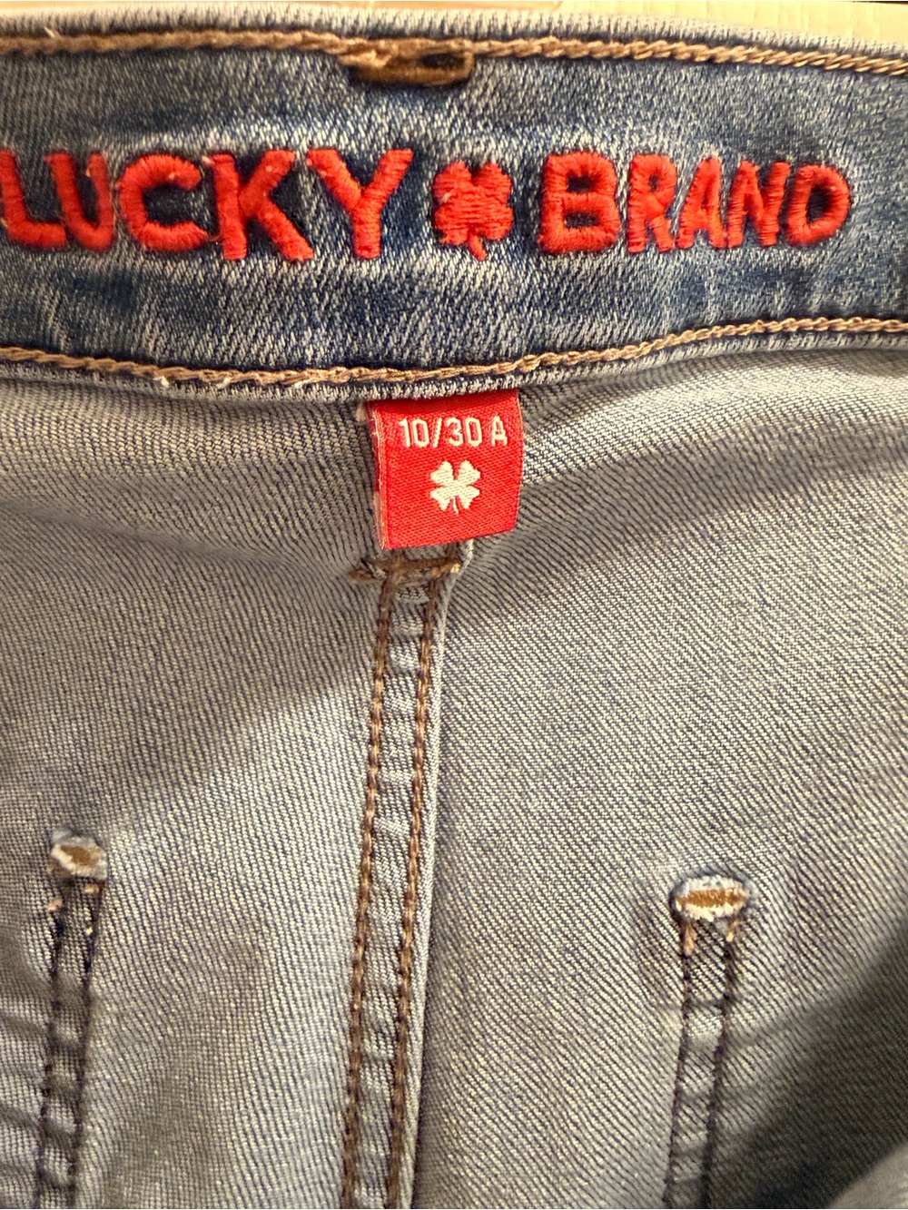 Lucky Brand Women's Flare Jeans in Light Blue with Red Logo
